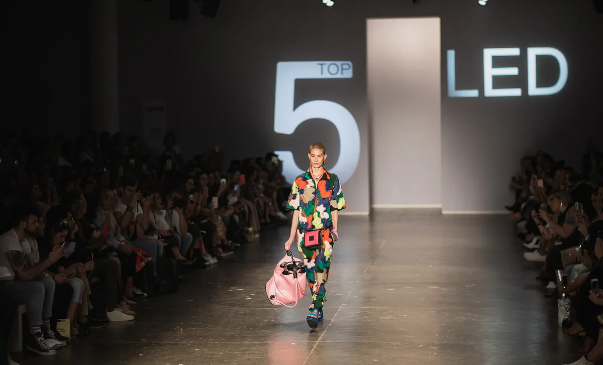 Social Media — br-014.webp