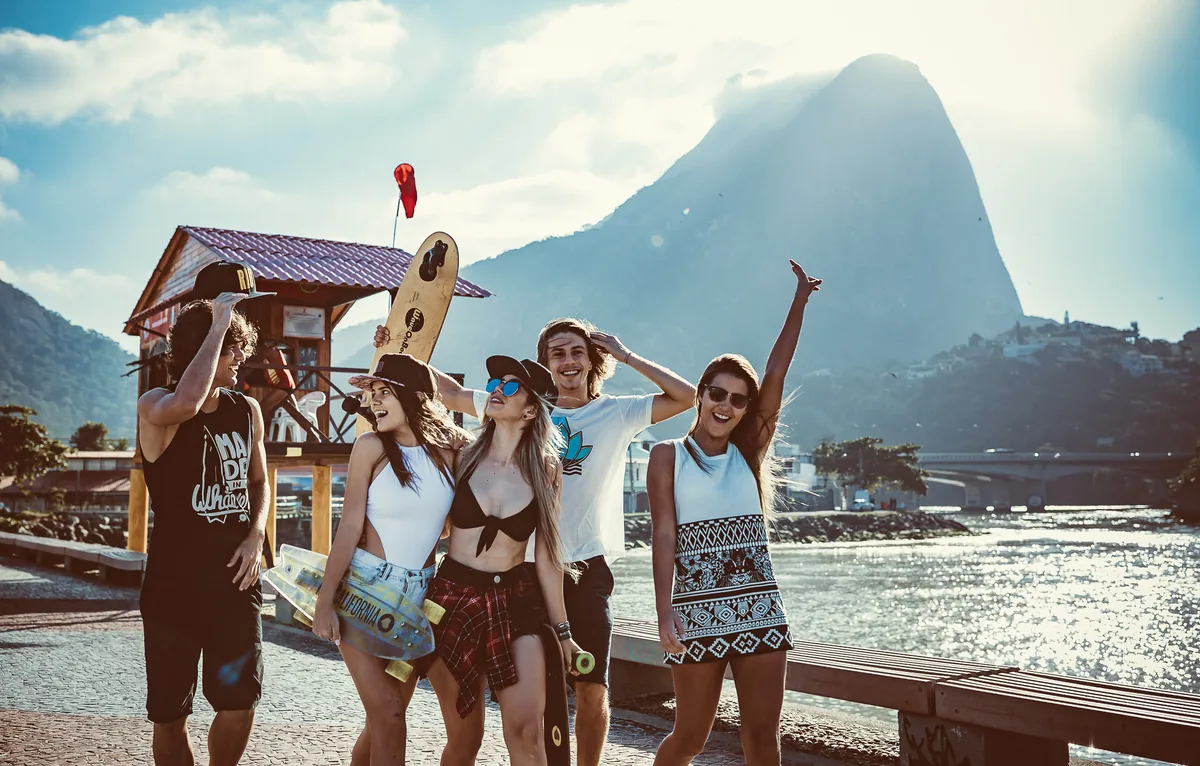 Social Media — br-027.webp